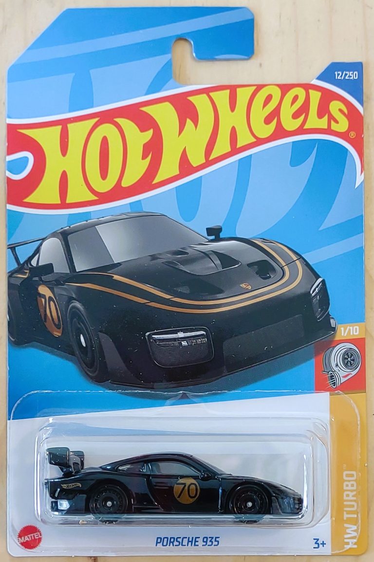 2022 Hot Wheels Mainlines Hall's Guide for Hot Wheels Collectors